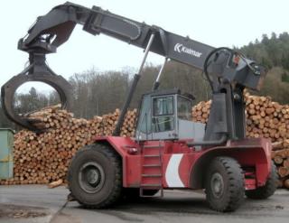 Brugt Kalmar RTD1523, Laden container reachstacker