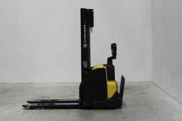 Brugt BT SWE120L, El stabler m. ståplade