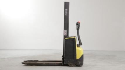 Brugt BT SWE080L, El stabler u. ståplade