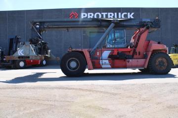 Brugt Kalmar DRF450-65S6X, Laden container reachstacker