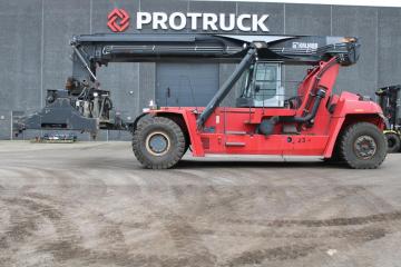 Brugt Kalmar DRG450-65S5, Laden container reachstacker