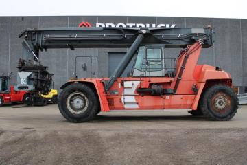 Brugt Kalmar DRF450-65A5X, Laden container reachstacker