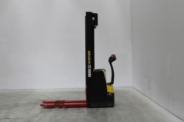 Brugt Hyster S1.0, El stabler u. ståplade