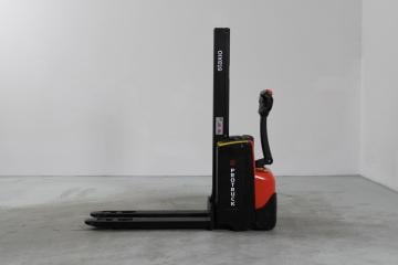 Brugt BT SWE080L, El stabler u. ståplade