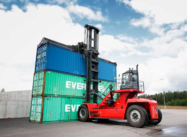 Kalmar Loaded Container Handler