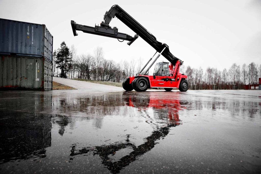 Kalmar gloria reachstacker