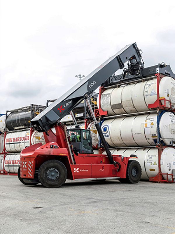 kalmar eco reachstacker